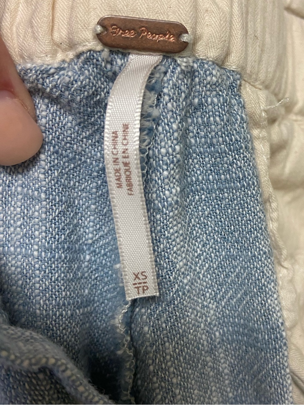 Free People Paradise Linen Blend Chambray Ankle/Crop Pants Size XS Coastal Beach - Picture 9 of 15